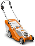 Stihl RMA 339 Akku-Rasenmäher, Schnittbreite von 37 cm, Gewicht 16 kg